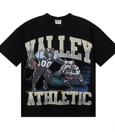 Vale Forever Bulldog Chain Athletic Graphic Tee Black